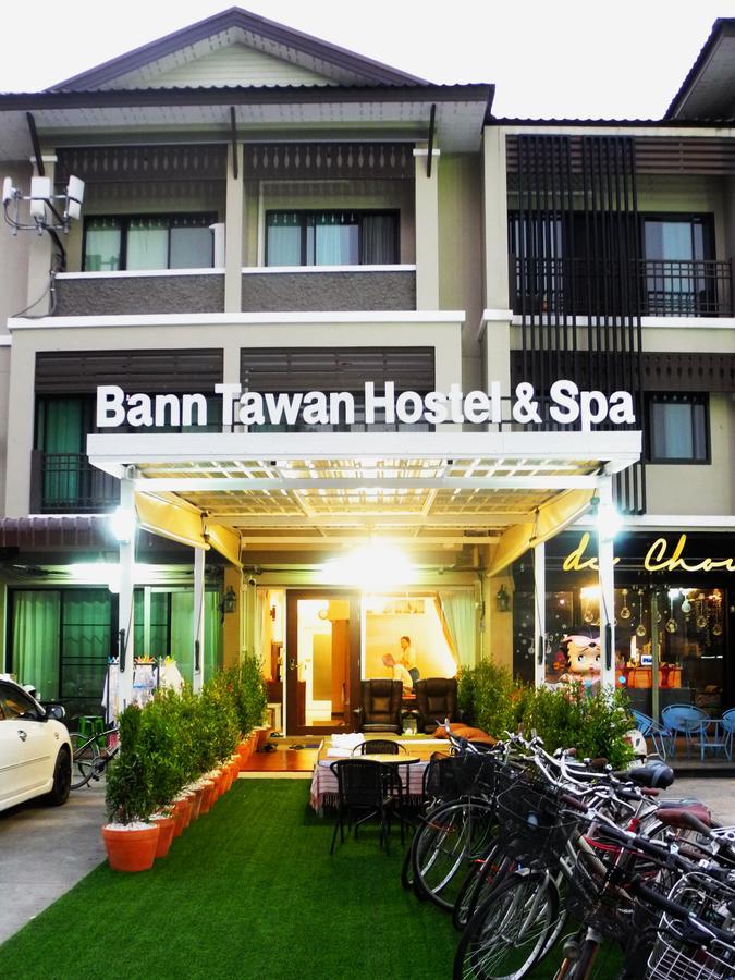 Bann Tawan Hostel & Spa Chiang Rai Ngoại thất bức ảnh